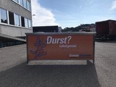 Barelement mit Aufsatz
Abm. ca. 2.000 x 700 x 900 mm (B x T x H)
Festmaterial kann nur mit gültiger Reservation bezogen werden.